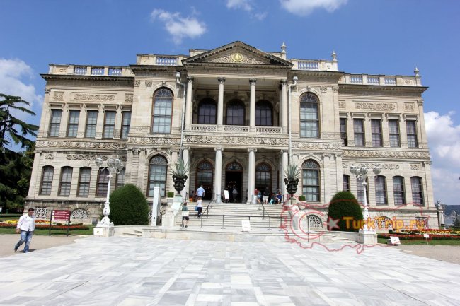 Palace Dolmabahce in Besiktash